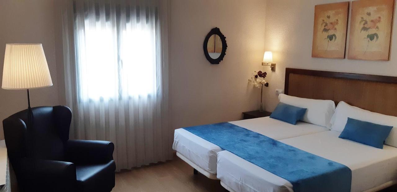 Hostal Rural Moratin 帕斯特拉纳 外观 照片