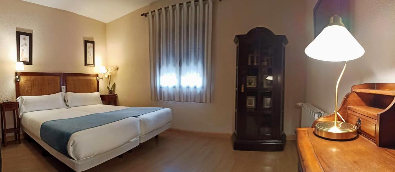 Hostal Rural Moratin 帕斯特拉纳 外观 照片